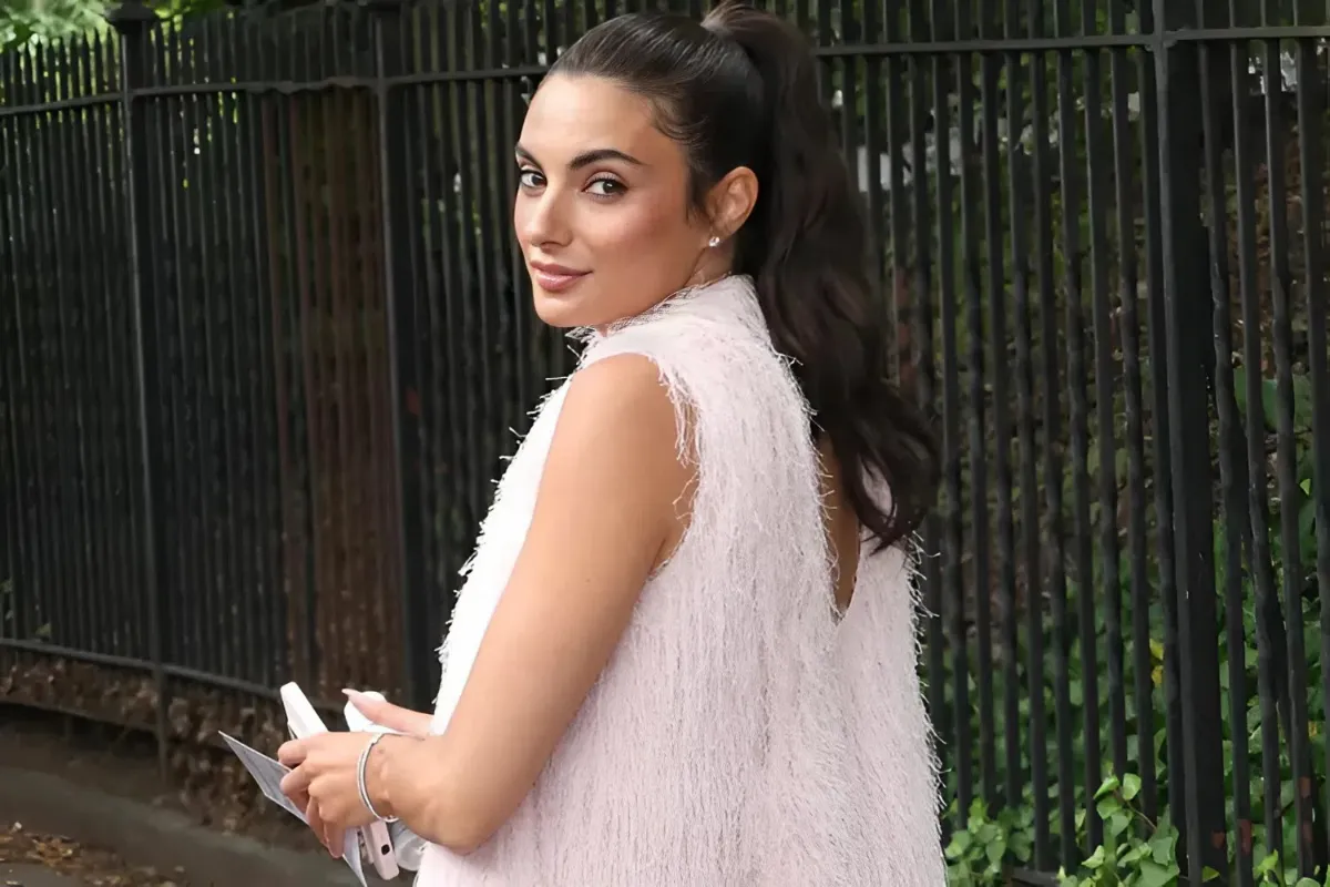 Summer House Alum Paige DeSorbo Spotted on Set of The Devil Wears Prada 2 in N.Y.C.-quang