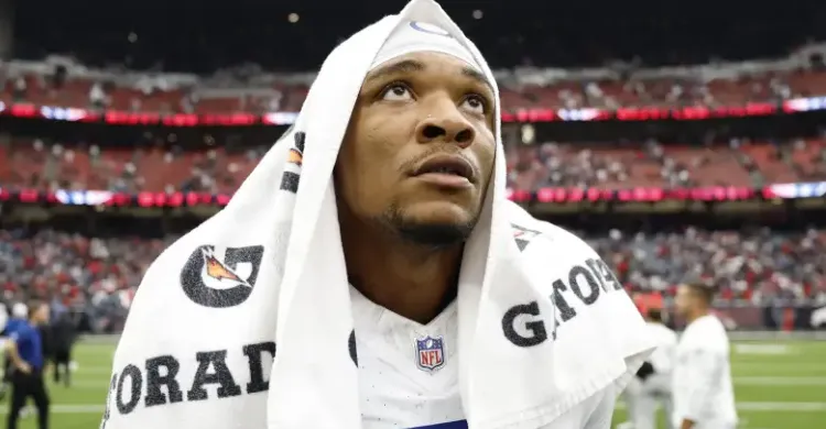 Cowboys Trade Pitch Lands 6-Foot-4, 244-Pound Former First Round QB From AFC South