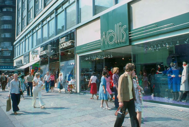 Beautiful London in 1976 Through a German Traveler's Lens