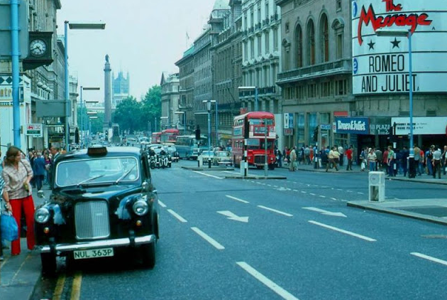 29 Color Snapshots of London’s West End in the Summer of 1976