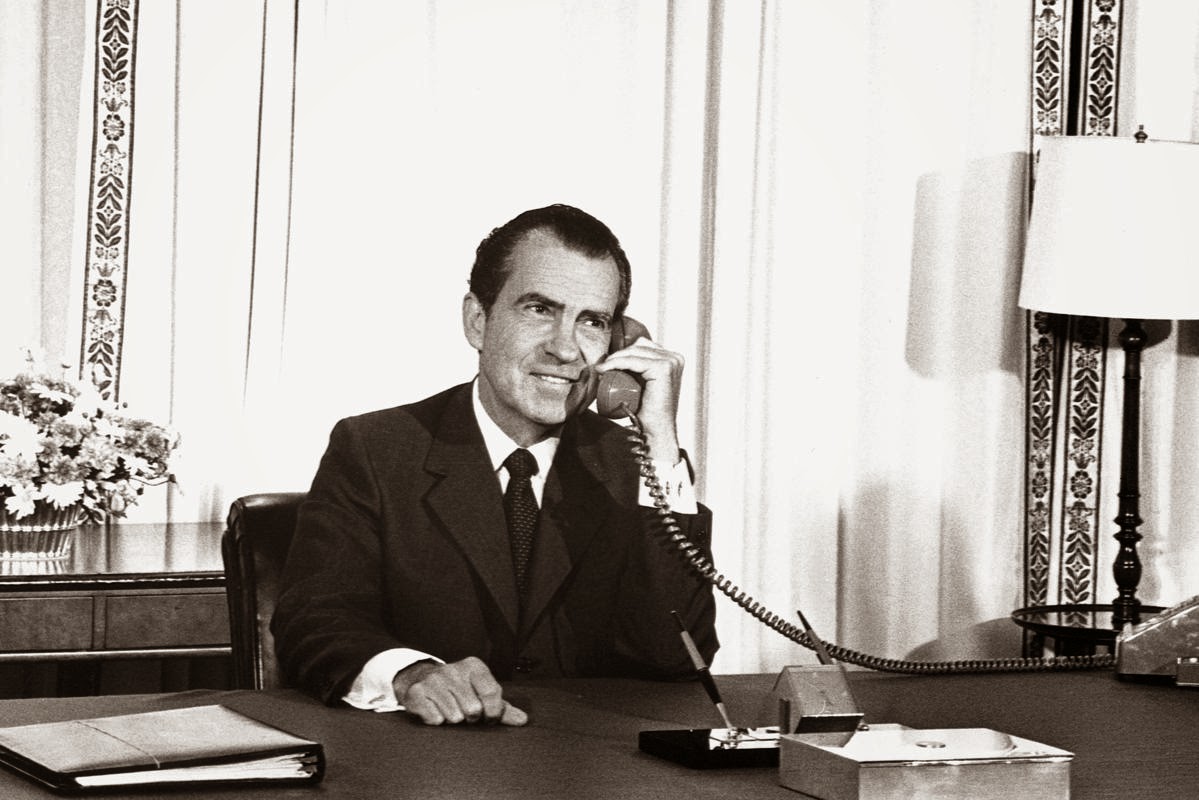 Old Photos of U.S Presidential Phone Calls