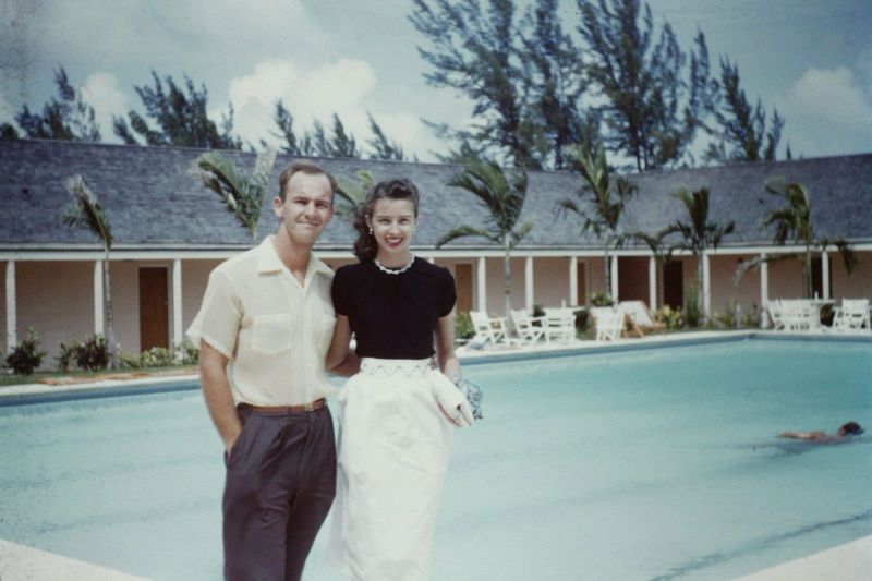 46 Beautiful Portrait Photographs of Couples Taken in the 1950s