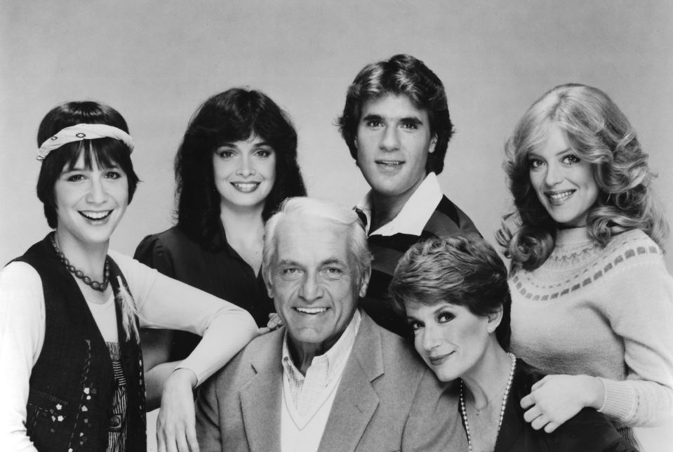 "Too Close for Comfort" (1980-1987): A Cherished Sitcom That Spanned Across Generations