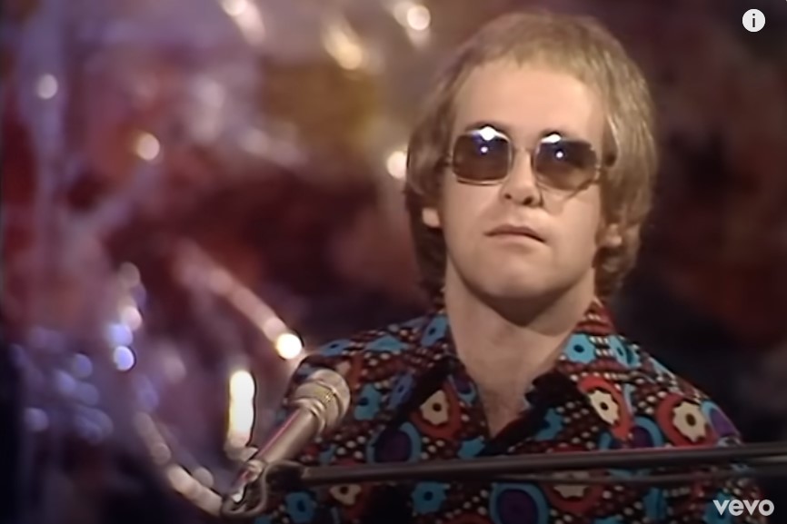 Elton John - Madman Across the Water