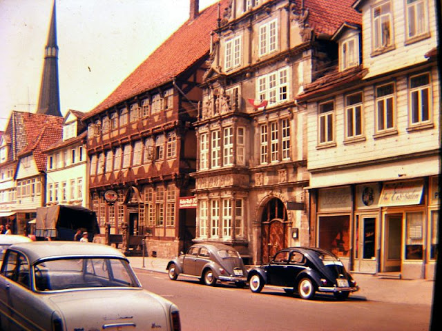 32 historische Fotografien, die Workhorse im frühen 20. Jahrhundert veranschaulichen