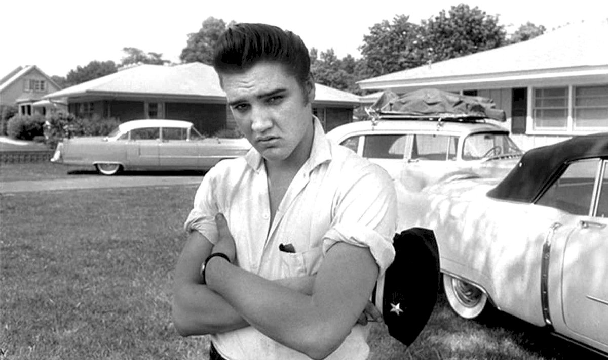 Elvis Presley - End Of The Road - Elvispresleyfans.dhtavern.com 159