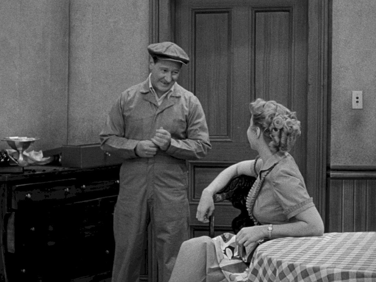 The Honeymooners - S1 E17 - The Baby Sitter - usmemories.cafex.biz_322